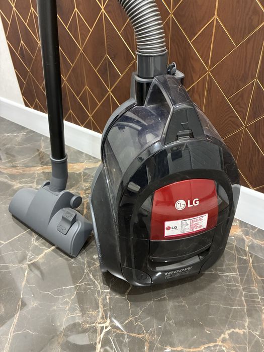 Срочно продам пылесос LG в рабочем состоянии