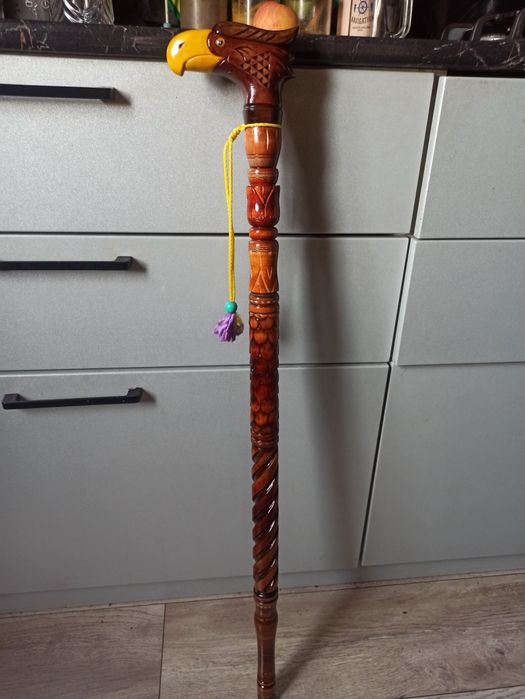 Трости опорные резные