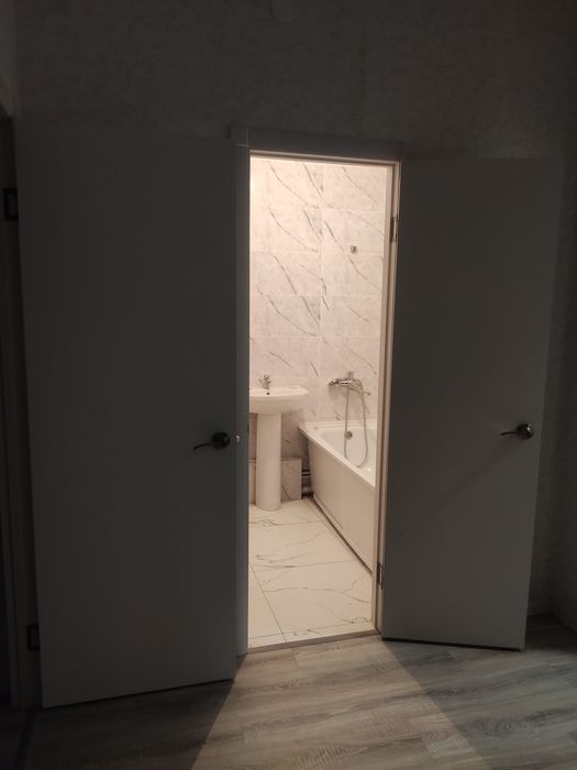 Сдам новую двух комнатную квартиру