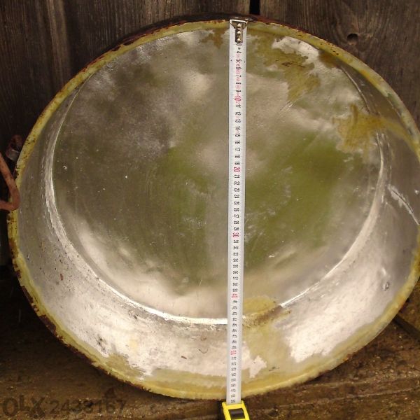 Продавам метални тави 5 броя за приготвяне на лютеница сладка и др !!!