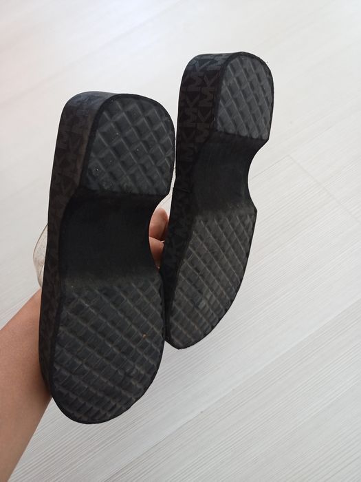 Чехли Michael kors