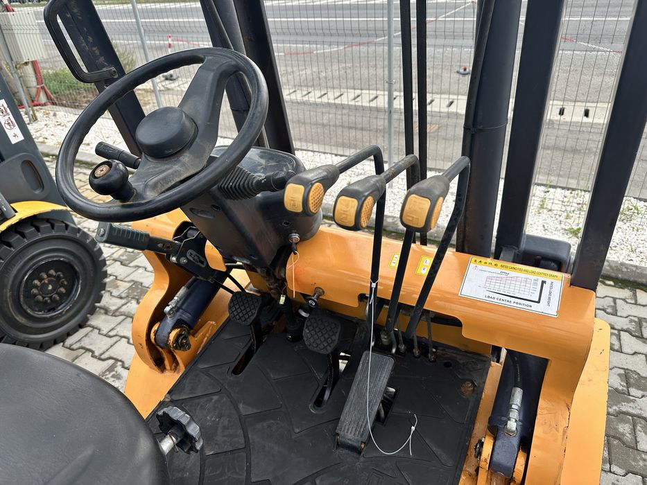 Stivuitor  Apache HH30Z 3 tone