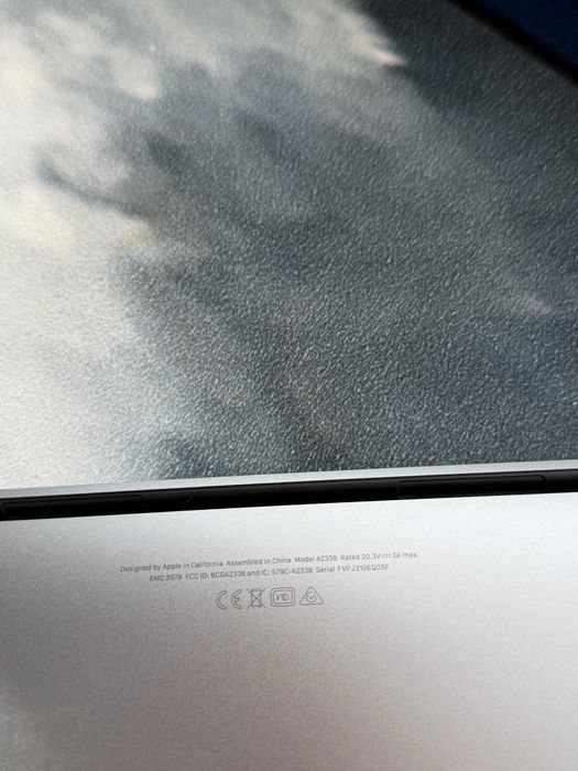 MacBook Pro 13-inch Apple M1 chip