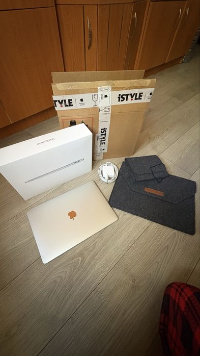 MacBook Air M1 13 inch