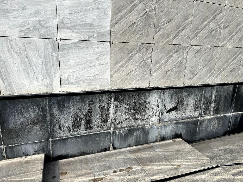 Чистка брусчатки мойка фасадов чистка цоколя придания блеск цоколю