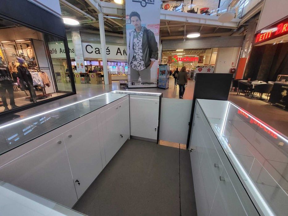 Donez mobilier comercial tip insula