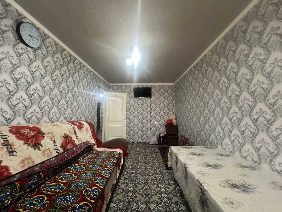 Дружбада катта йулнинг буйида кирпичный 2 хонали квартира сотилади