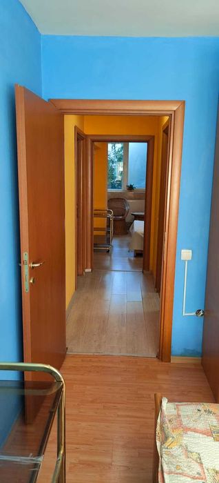 Apartament cu 3 camere în zona Piața Victoriei, Basarab