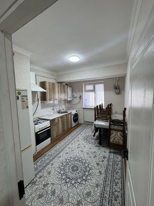 Своя. Сергели 8-ҳудудда ҳамма шароити бор ғиштли уй ижарага берилади.