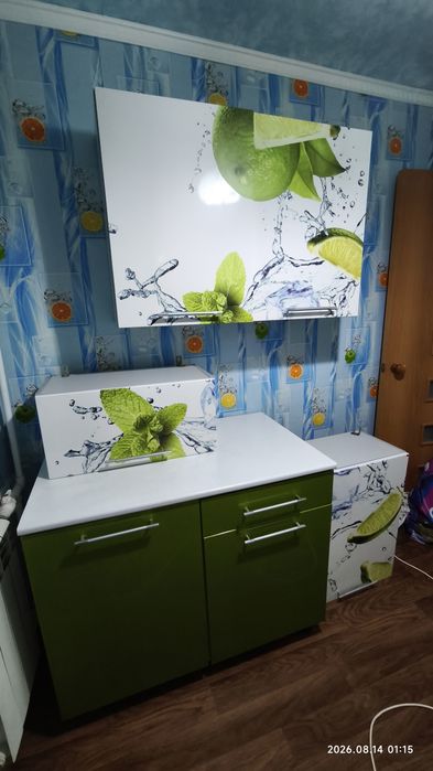 Продам кухонный гарнитур в Хромтау