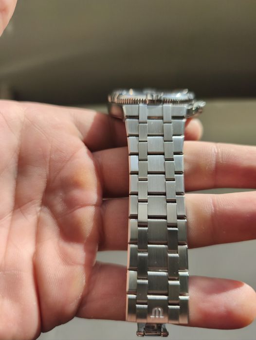 Maurice Lacroix Aikon Venturer