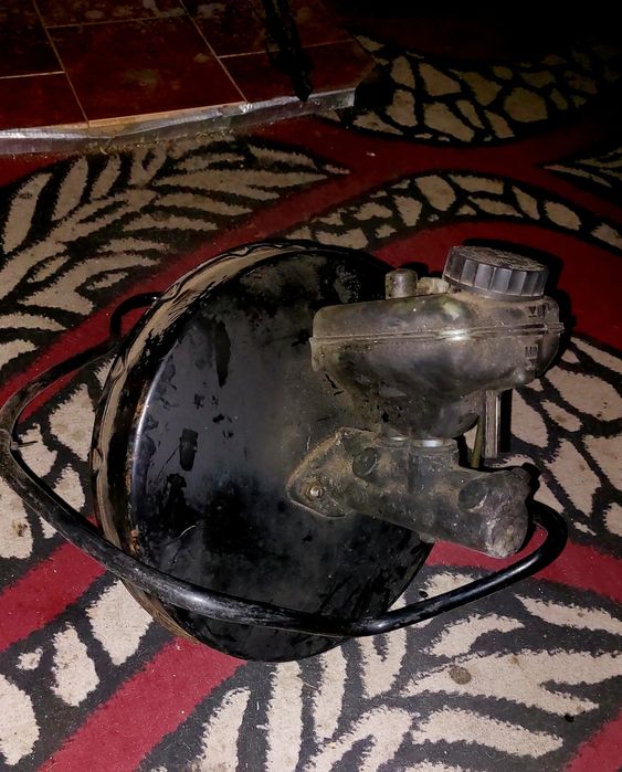 Серво апарат със спирачна помпа мерцедес бош