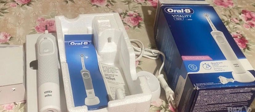 Електрическа четка Oral B