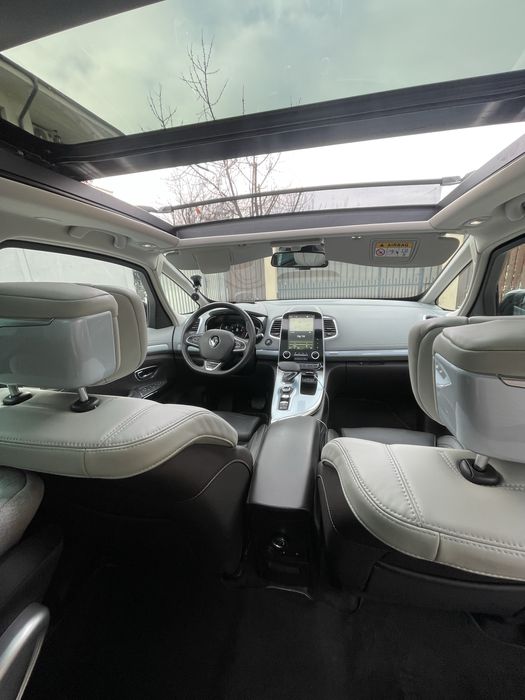 Renault Espace Initiale Paris 7 locuri