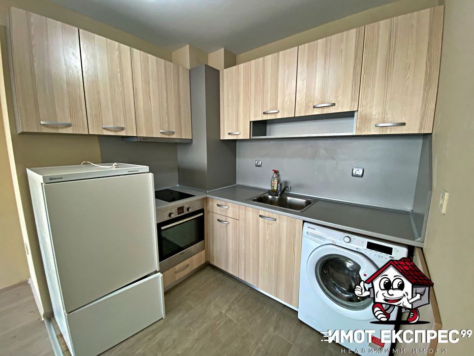 Дава се под наем Тристаен апартамент в Асеновград - 90 кв.м за 348.84 € - Снимка #5