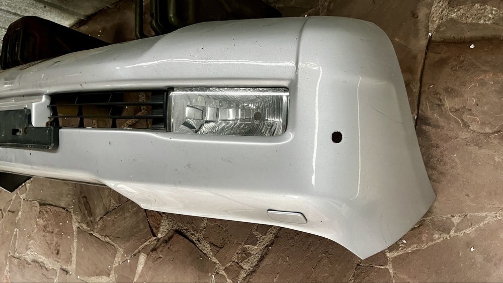 Бампер Toyota Land Cruiser 200