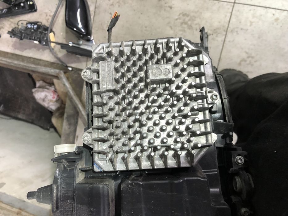 Фар бмв лазер лайт бмв 7 г11/12 ( far bmw laserlight bmw g11/12 )