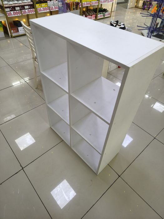 Стеллаж, полки для книг