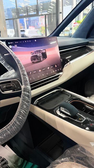 Zeekr 009 ful pozitsiya 702km EV