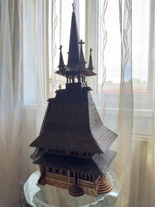 Biserica Sfantul Mina , lucrata manual , miniatura, macheta lemn