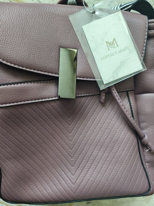 Дамска Нова раница!