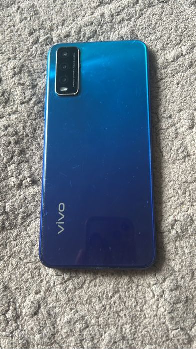 Продам телефон vivo