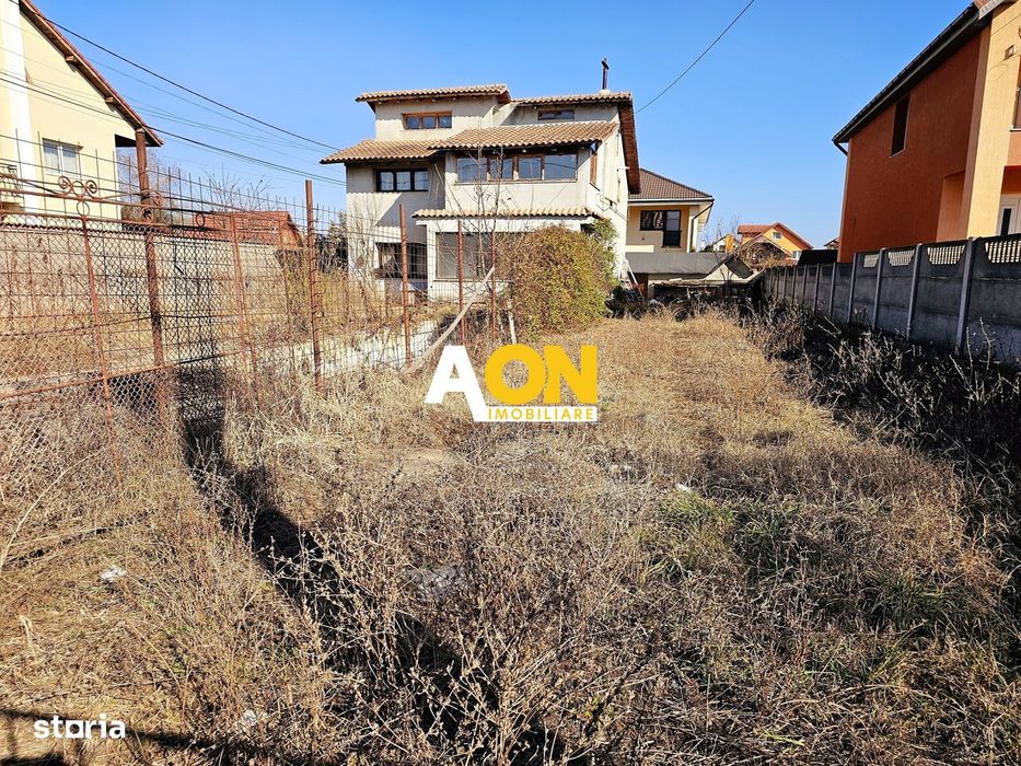 1/2 Duplex, 4 camere, 300 mp teren, toate utilitatile, Cetate