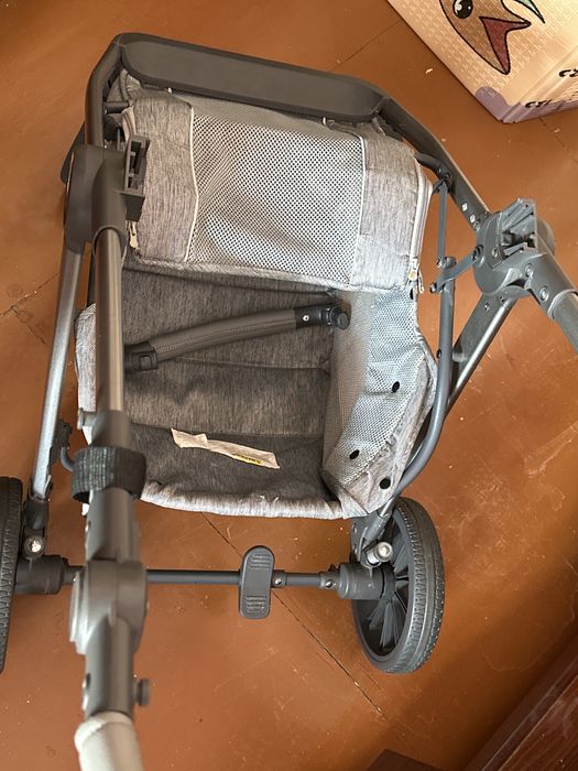 Детская коляска.