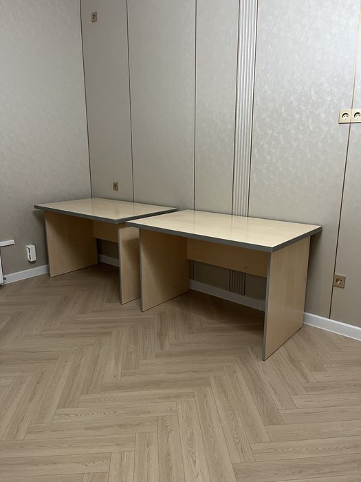Продаются 2 письменных/рабочих стола