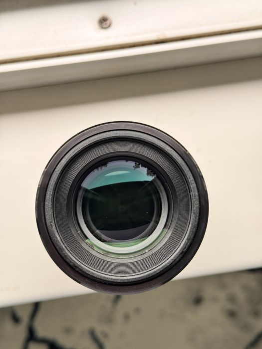 Sony 90mm f2.8 Macro G OSS