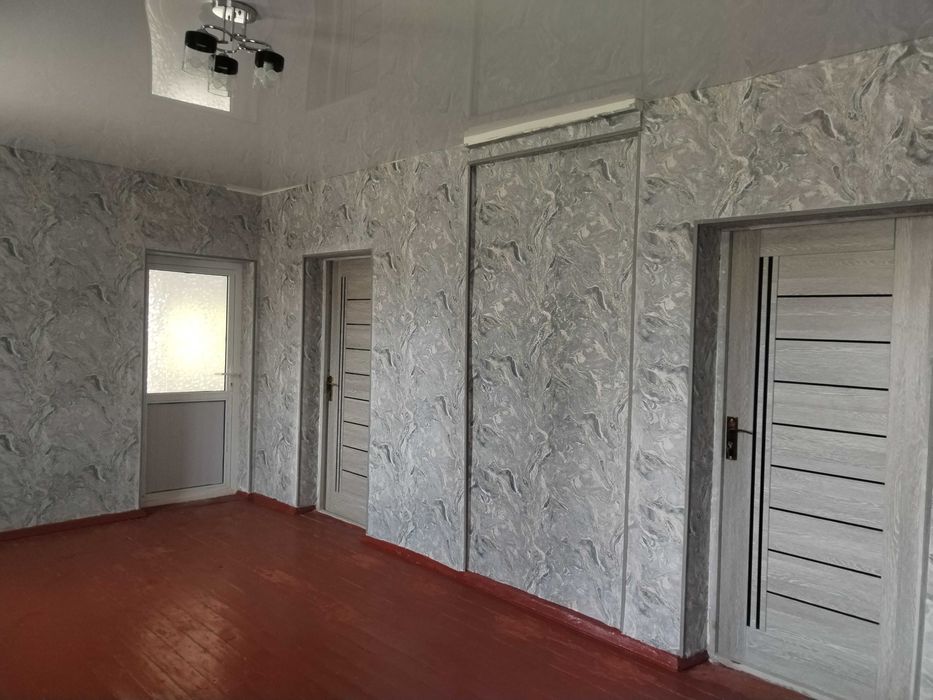 Hovli uy sotiladi,Olmaliq,GRE,3 hona,8 sotox