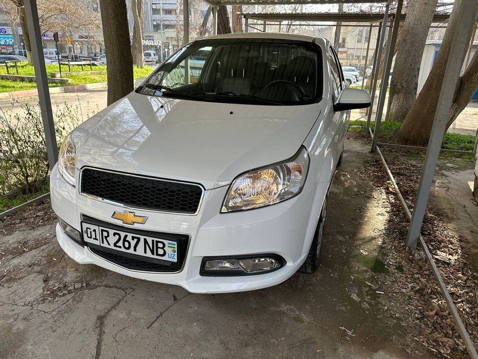 Продам Nexia 3 в отличном состоянии