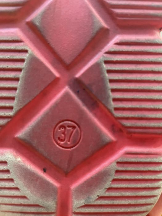 Детски сандали 38 и 37