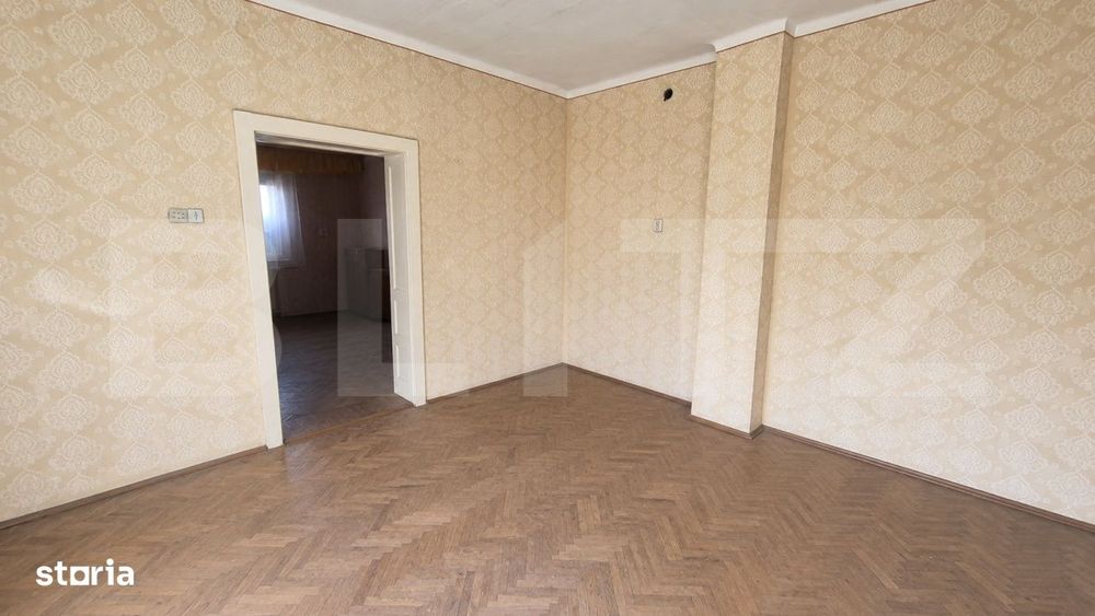 2 apartamente, 100 mp, teren 1800 mp, pe Strada Aurel Vlaicu