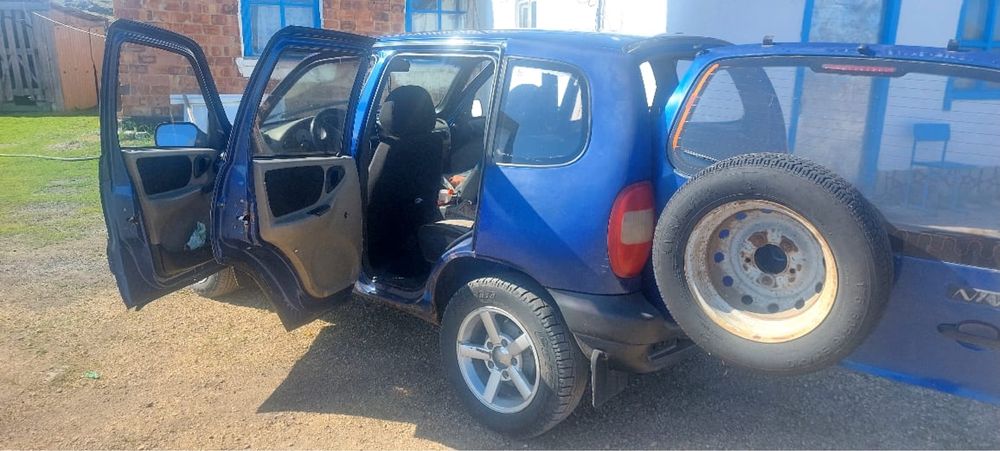 Продам шевроле нива