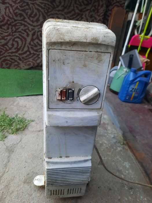 Продам масляный обогреватель