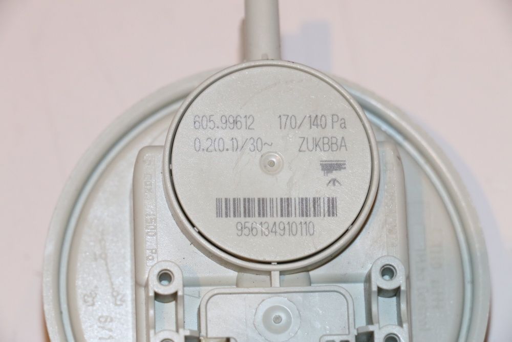 Presostat aer centrala Viessmann Vitopend 100, 170 / 140 Pa