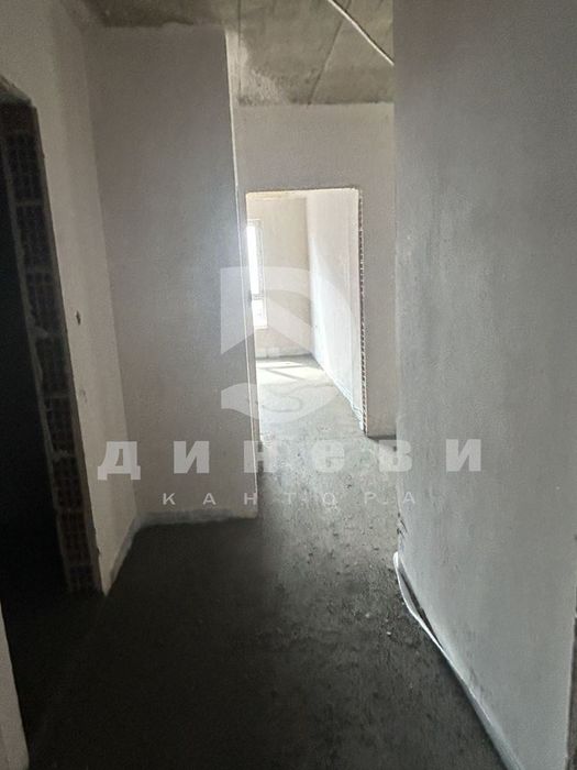 Тристаен апартамент в Самара 3