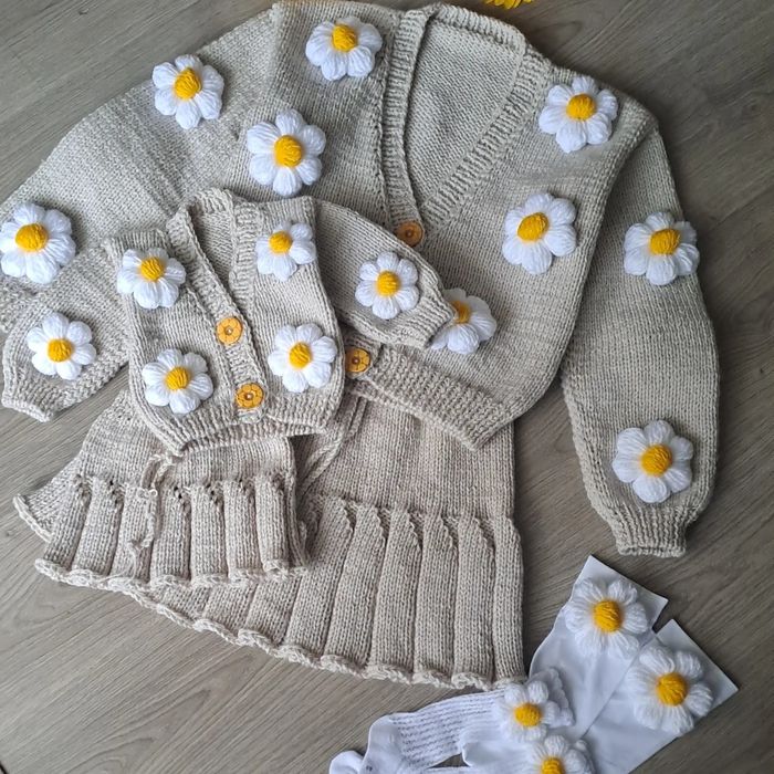 Cardigan cu flori mamă-fica