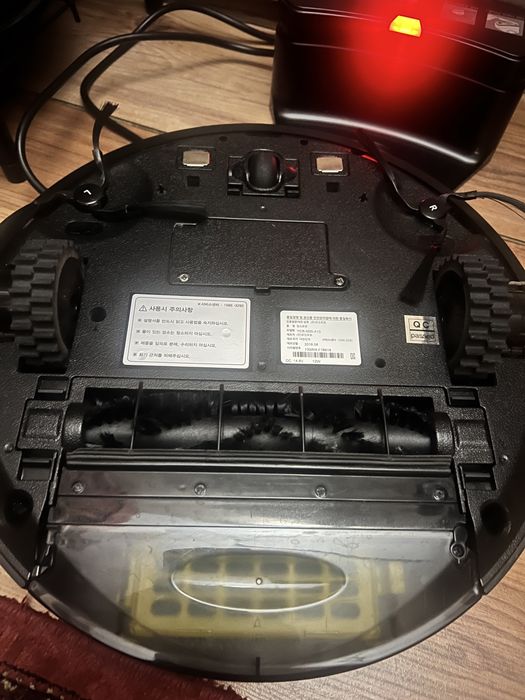 Робот-пылесос iClebo A1 (Южная Корея)