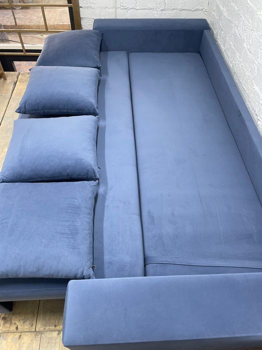 Продается  раскладной диван
