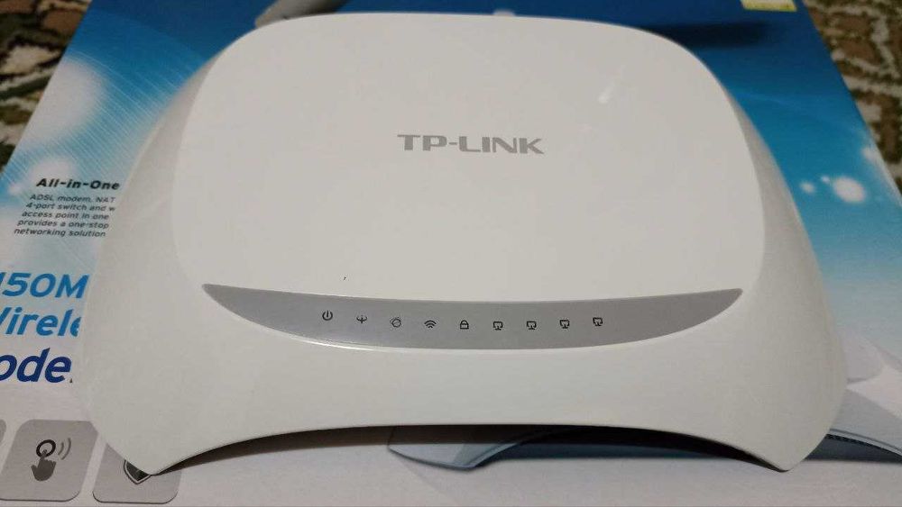 Продам ADSL Wi-Fi роутер. Б/у. Рабочий.