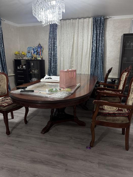 Продам стол со стульями