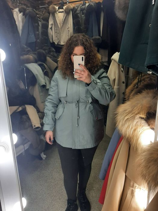 Продам парку зима