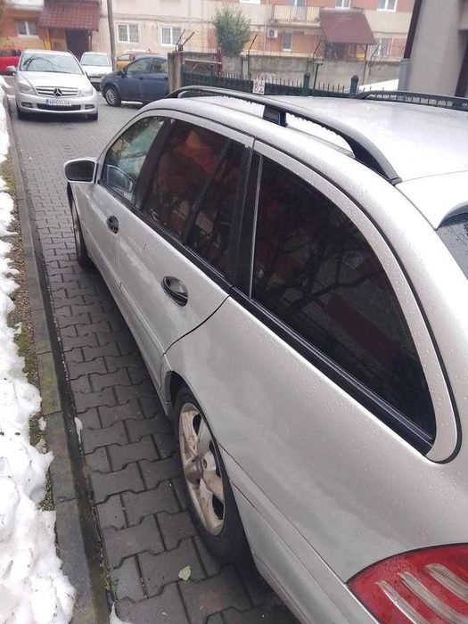 Vand Mercedes C200 2007 functioneaza perfect