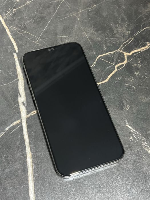 Продам Айфон 12 про макс