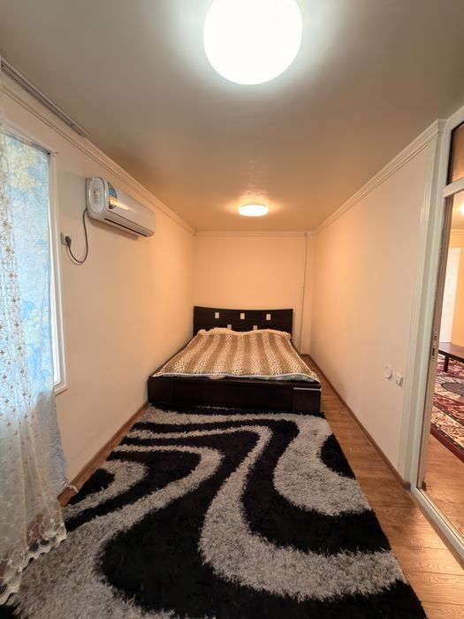 Продаётся уютная 2-комнатная квартира на 1 этаже.