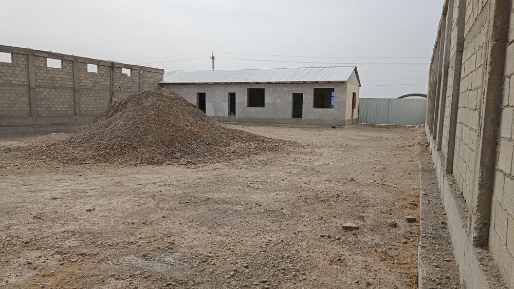 Бизнес учун курилиши тугалланмаган бино тезда сотилади