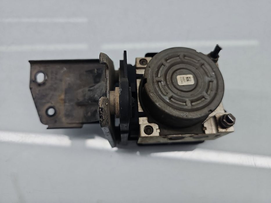 Pompa ABS Skoda Octavia 3 (5E3) [Fabr 2012-2020] 5Q0614517Q 1.2 TSI CJ