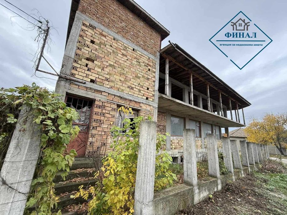 Продава се Промишлена сграда в с. Памукчии, Област Шумен - 813 кв.м за 189 €/кв.м - Снимка #3